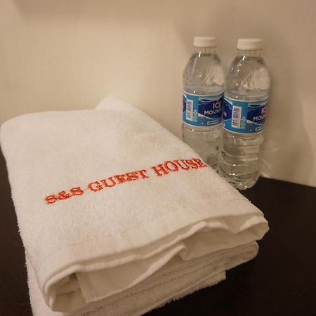 S & S Guest House Куантан Екстериор снимка