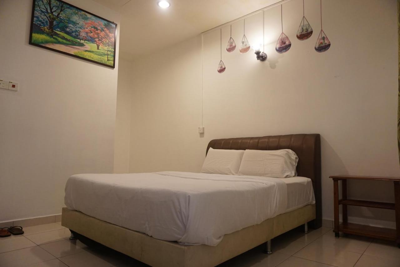 S & S Guest House Куантан Екстериор снимка